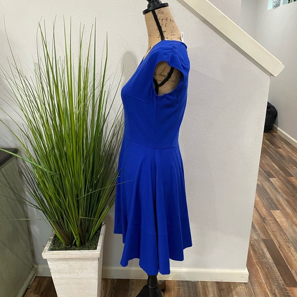 Beautiful Bar lll dress in blue, fit to flare cut, heavier weight - Picture 5 of 8